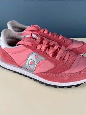 Saucony Jazz Low Pro Women’s Size 7, Pink Leather S1866-273